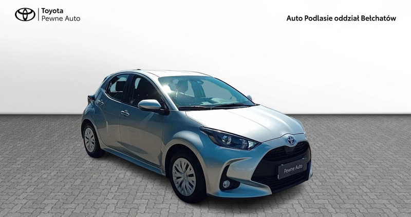 Toyota Yaris cena 84900 przebieg: 26500, rok produkcji 2022 z Kłobuck małe 106